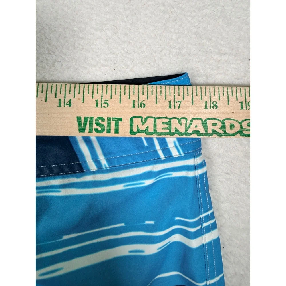 Under Armour Mens Board Shorts HeatGear Swim Trunks Blue Striped Size 34 Tie